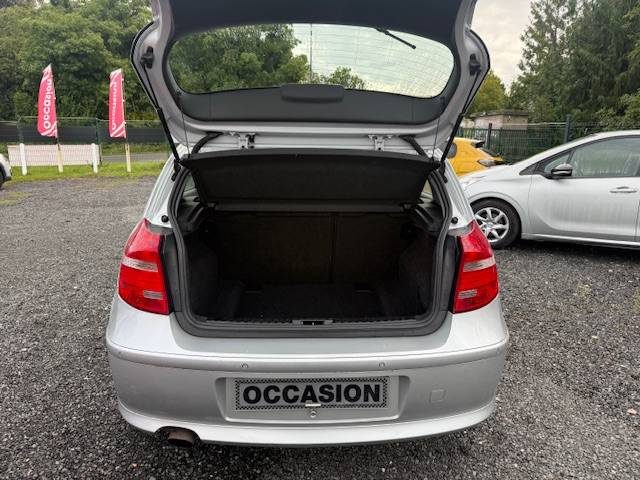 BMW 1er 118i  2010 - 57927 KM