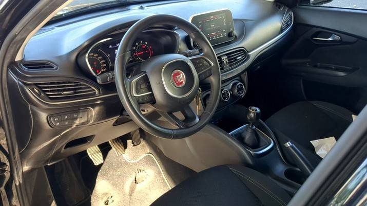 FIAT  TIPO  2018