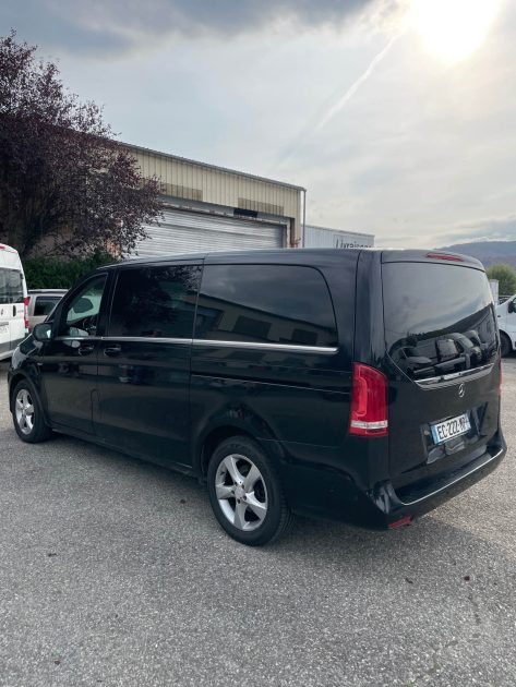 MERCEDES BENZ CLASSE V  2016 AVANGARDE 8 PLACES 