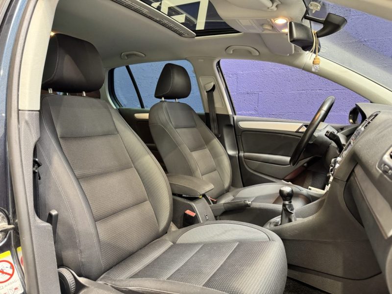 VOLKSWAGEN GOLF VI  2010