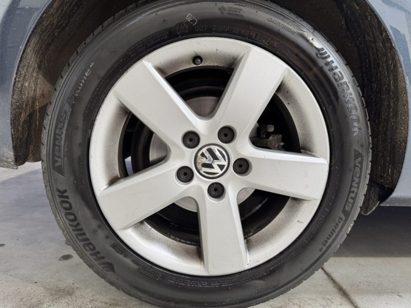 VOLKSWAGEN GOLF VI  2010