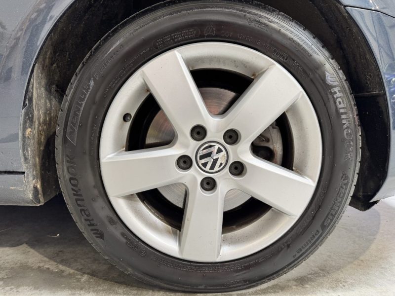 VOLKSWAGEN GOLF VI  2010