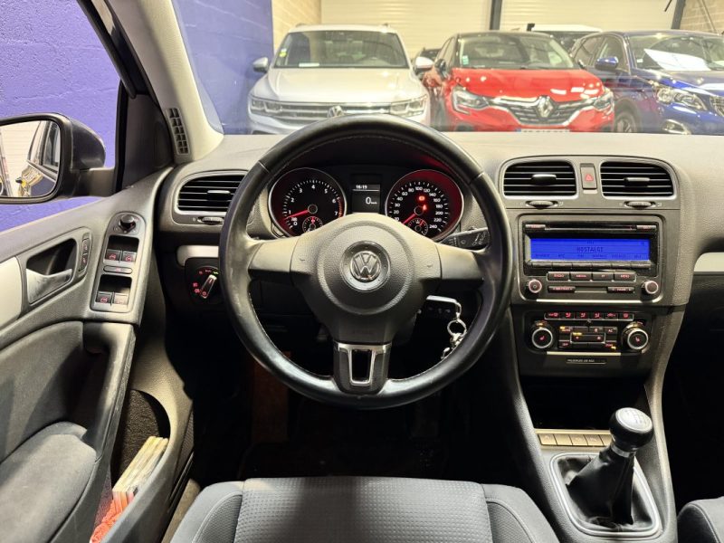 VOLKSWAGEN GOLF VI  2010