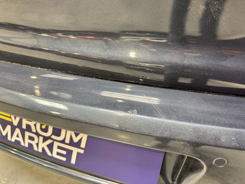 VOLKSWAGEN GOLF VI  2010