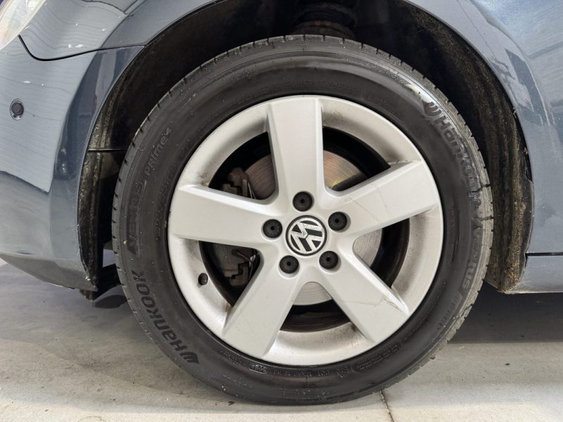 VOLKSWAGEN GOLF VI  2010