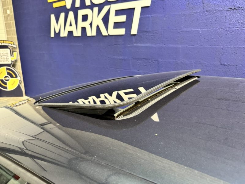 VOLKSWAGEN GOLF VI  2010