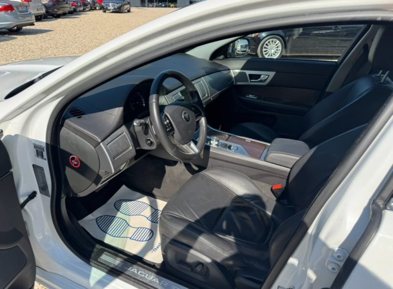 JAGUAR XF 2.2D 200CV Edition Luxe