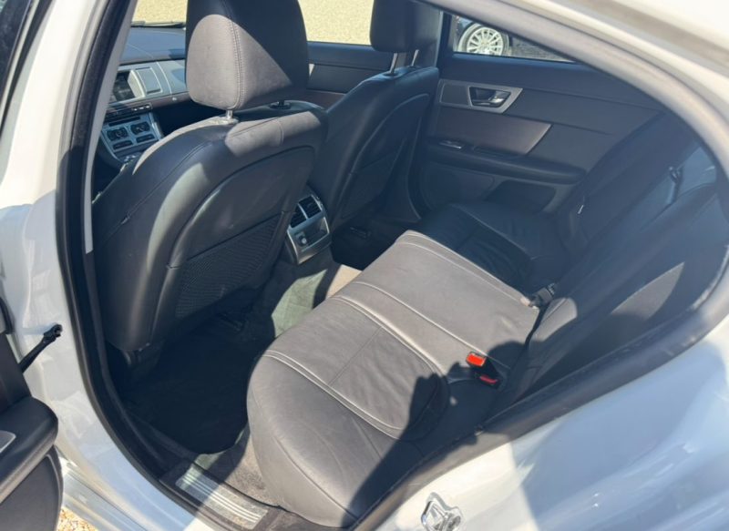 JAGUAR XF 2.2D 200CV Edition Luxe