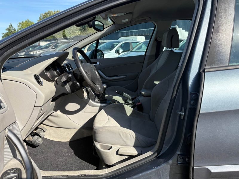 Peugeot 5 Portes 1.6 HDi 16V 110 cv  garantie 12 mois