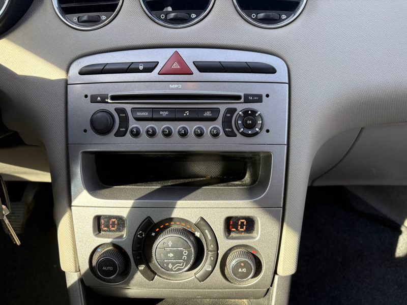 Peugeot 5 Portes 1.6 HDi 16V 110 cv  garantie 12 mois