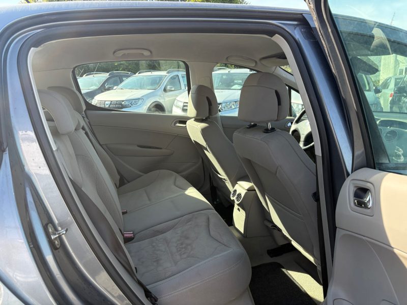 Peugeot 5 Portes 1.6 HDi 16V 110 cv  garantie 12 mois