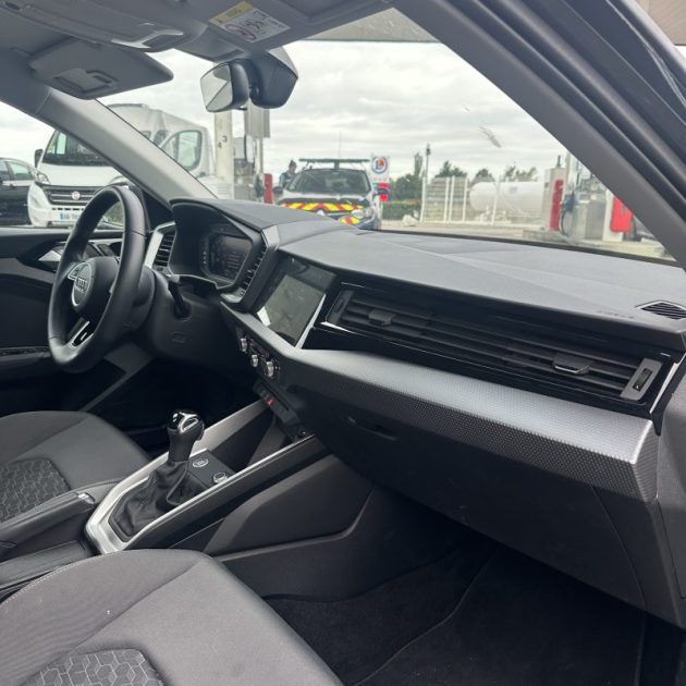 AUDI A1 SPORTBACK 30 TFSI 110 CV Advanced 2 S-tronic Garantie 12 Mois Gris Manhattan 1ere Main TVA 