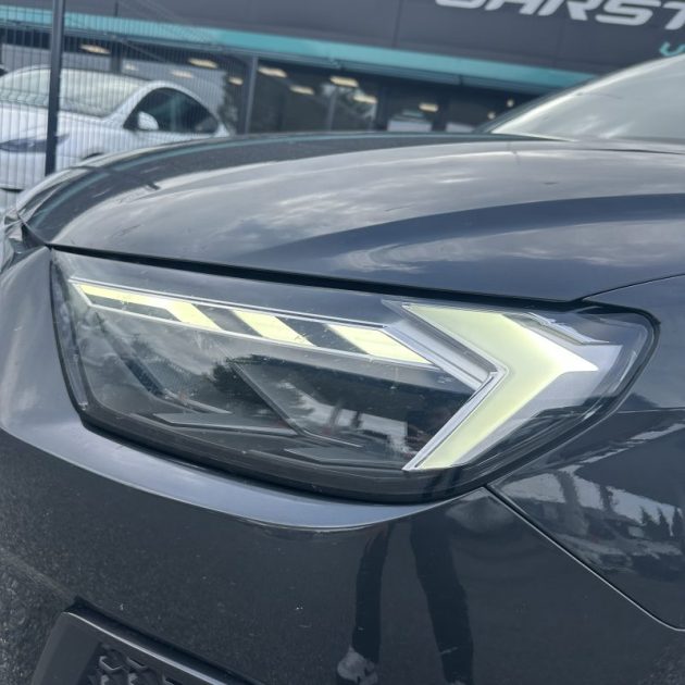 AUDI A1 SPORTBACK 30 TFSI 110 CV Advanced 2 S-tronic Garantie 12 Mois Gris Manhattan 1ere Main TVA 