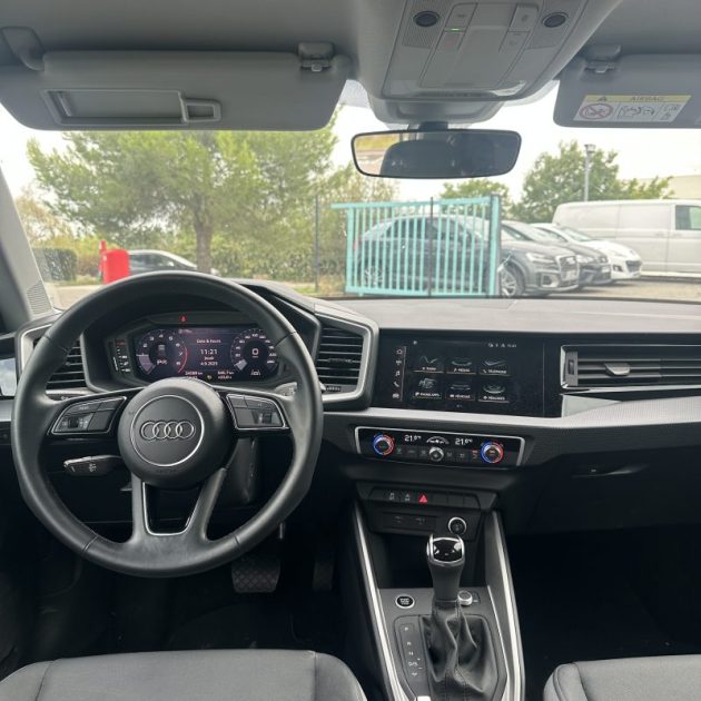 AUDI A1 SPORTBACK 30 TFSI 110 CV Advanced 2 S-tronic Garantie 12 Mois Gris Manhattan 1ere Main TVA 