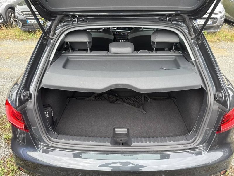 AUDI A1 SPORTBACK 30 TFSI 110 CV Advanced 2 S-tronic Garantie 12 Mois Gris Manhattan 1ere Main TVA 