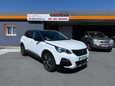 PEUGEOT 3008 2019