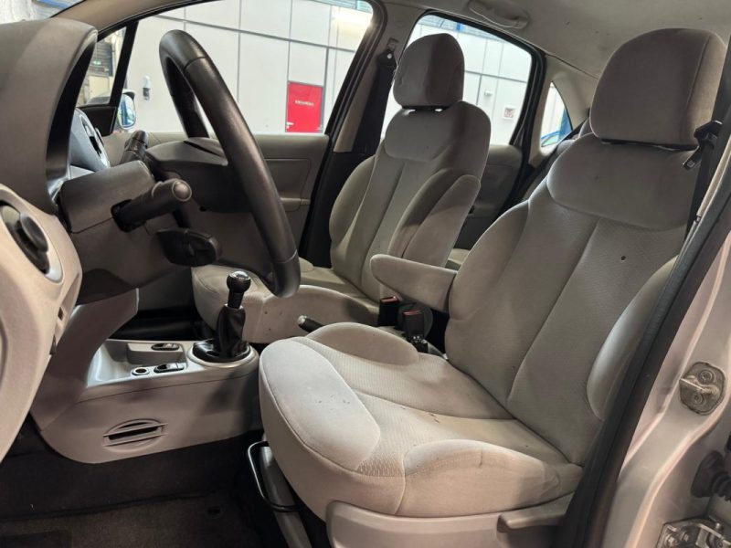 CITROEN C3 1.6 HDI 110 EXCLUSIVE 