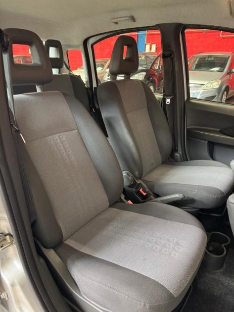 FIAT PANDA 1.2i 69 Confort 