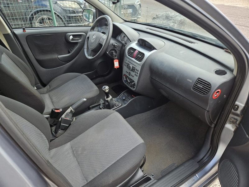 OPEL CORSA C 2006