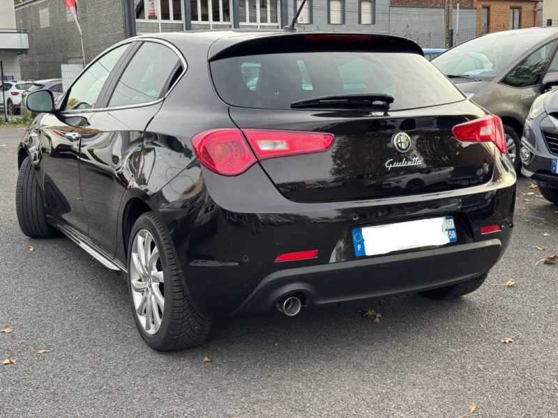 ALFA ROMEO  GIULIETTA  2013