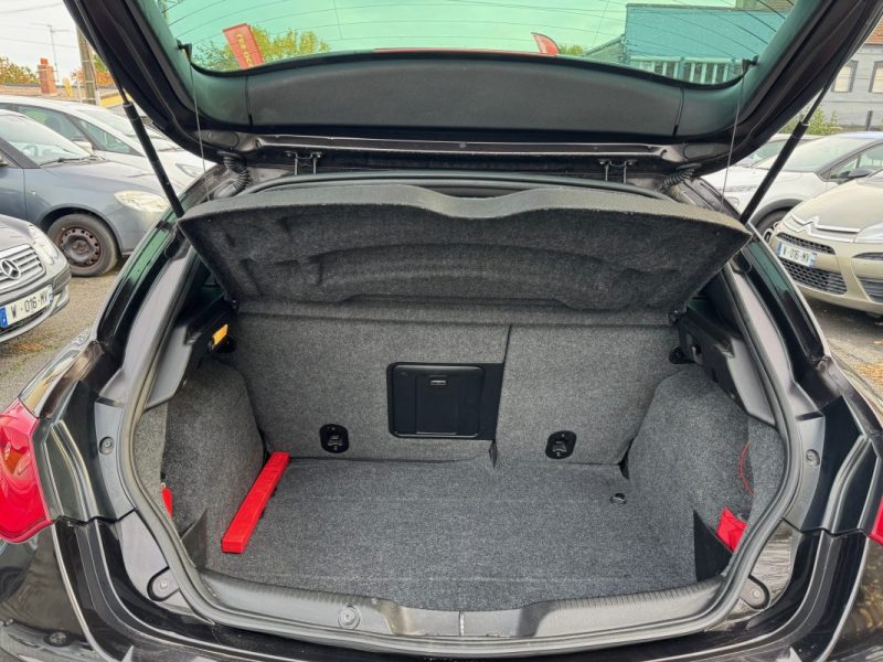 ALFA ROMEO  GIULIETTA  2013