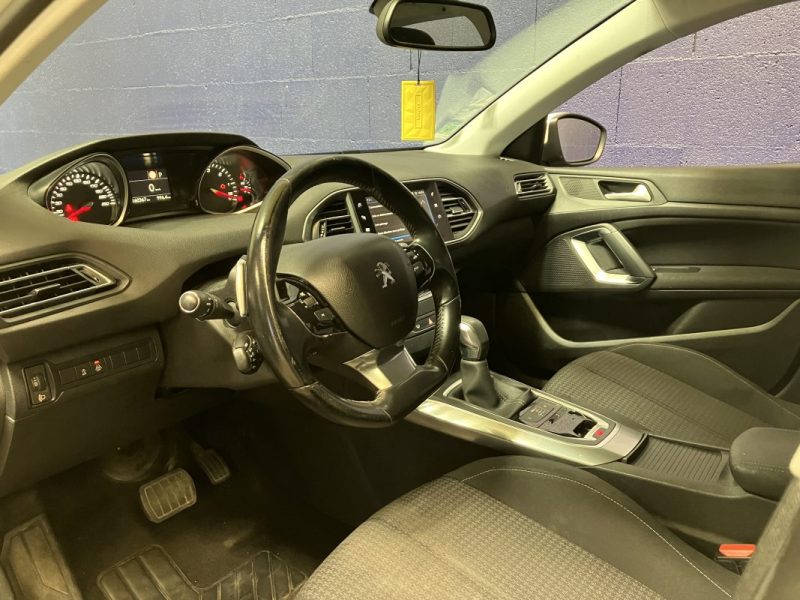 PEUGEOT 308 1.5 HDi 130ch Allure Business Boite Auto
