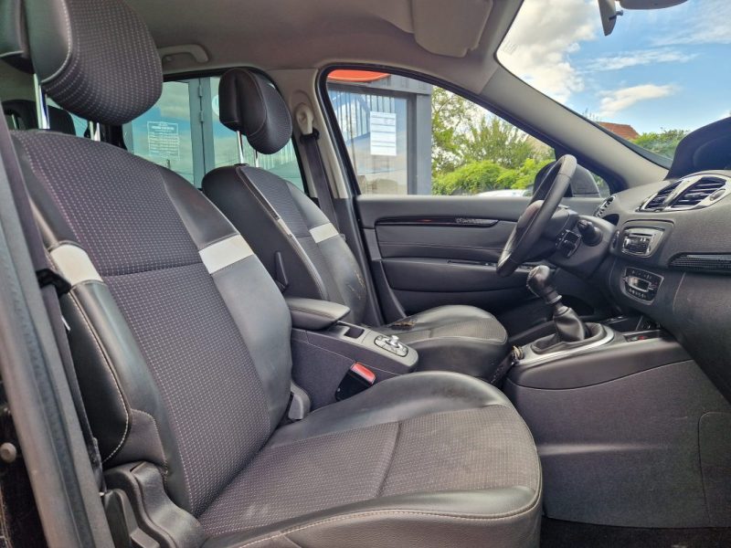 RENAULT MEGANE SCENIC III PHASE 2 2012