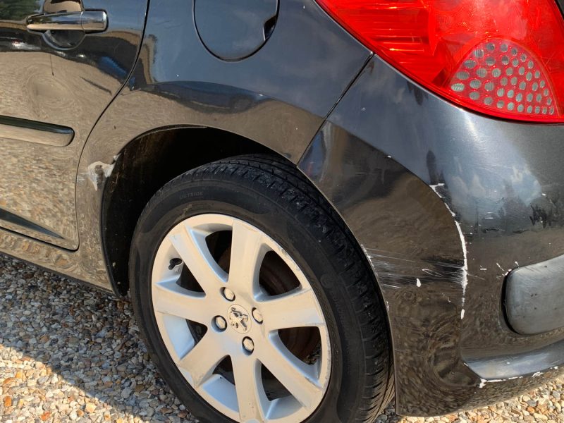 PEUGEOT 207 2008 1.6 HDI 90 EXECUTIVE