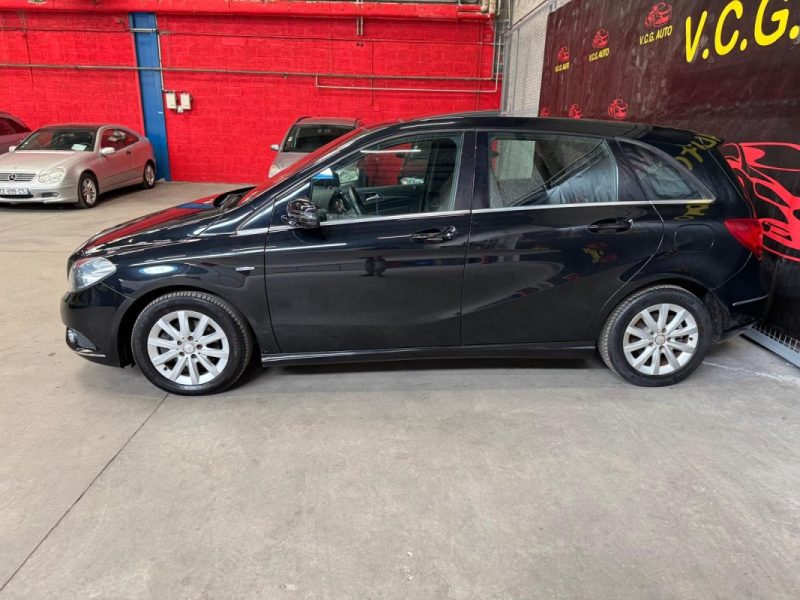 MERCEDES CLASSE B 200 BlueEFFICIENCY 156 Classic 