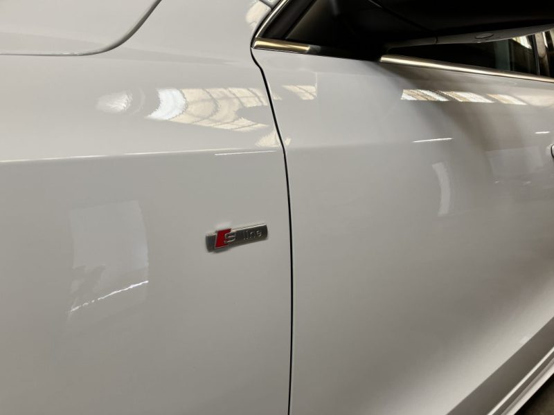 AUDI Q5 3.2V6 FSI 270ch S-line Quattro S tronic 7