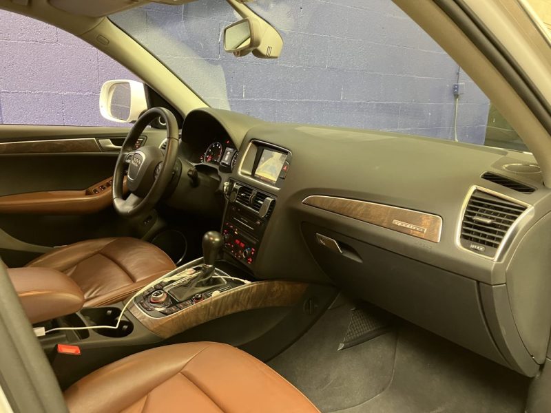 AUDI Q5 3.2V6 FSI 270ch S-line Quattro S tronic 7