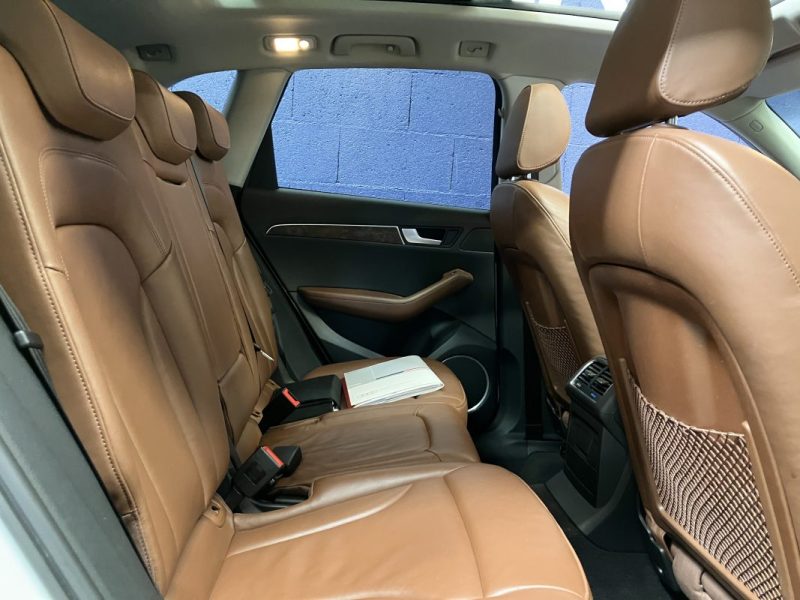 AUDI Q5 3.2V6 FSI 270ch S-line Quattro S tronic 7