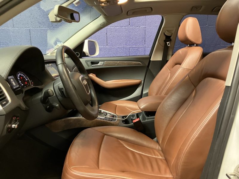 AUDI Q5 3.2V6 FSI 270ch S-line Quattro S tronic 7