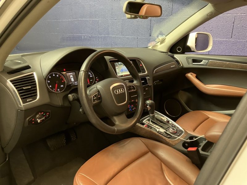 AUDI Q5 3.2V6 FSI 270ch S-line Quattro S tronic 7