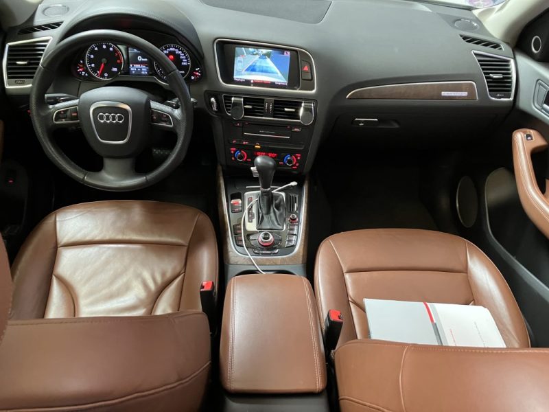 AUDI Q5 3.2V6 FSI 270ch S-line Quattro S tronic 7