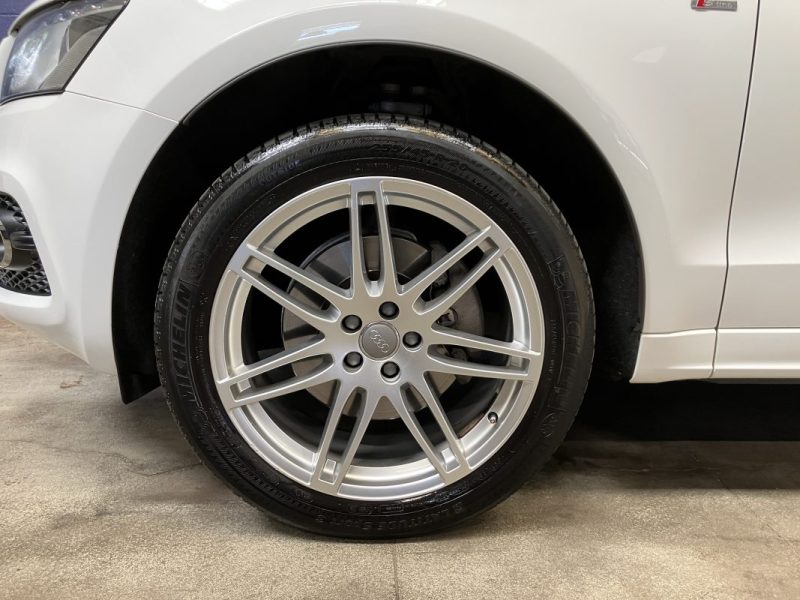 AUDI Q5 3.2V6 FSI 270ch S-line Quattro S tronic 7