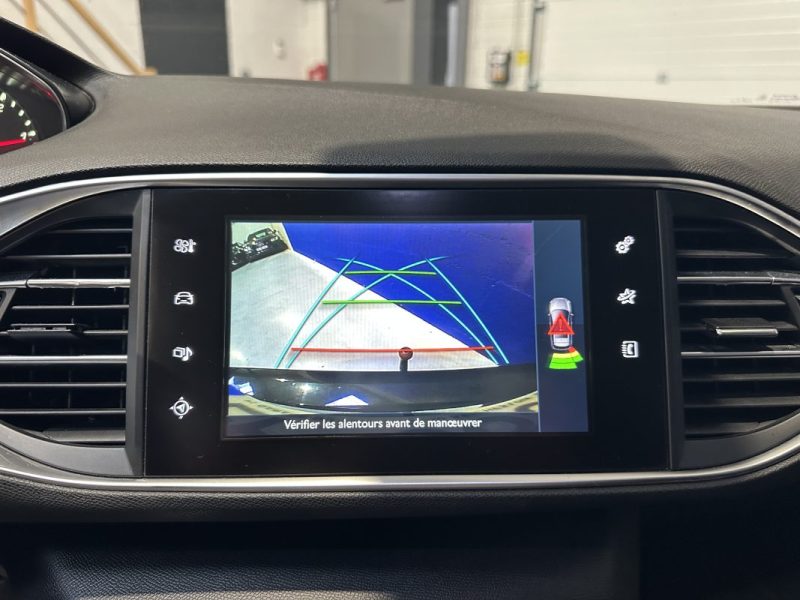 PEUGEOT 308 2.0 BlueHDi 150ch Feline EAT6 - DISTRI OK