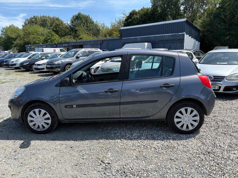 RENAULT CLIO CONFORT 1.5DCI 85cv distribution neuf plus embrayage neuf garantie 12 mois