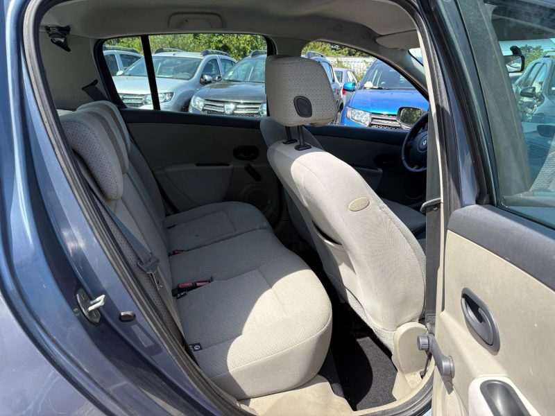 RENAULT CLIO CONFORT 1.5DCI 85cv distribution neuf plus embrayage neuf garantie 12 mois