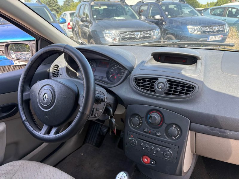 RENAULT CLIO CONFORT 1.5DCI 85cv distribution neuf plus embrayage neuf garantie 12 mois