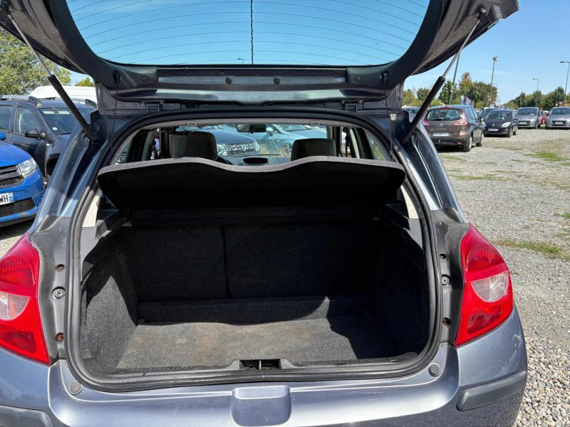 RENAULT CLIO CONFORT 1.5DCI 85cv distribution neuf plus embrayage neuf garantie 12 mois