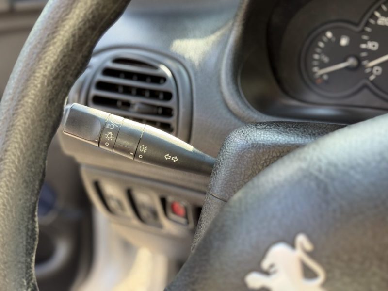 PEUGEOT 206 1.4I 75CH X LINE PACK / Clim / Révisée & Garantie 6 mois.