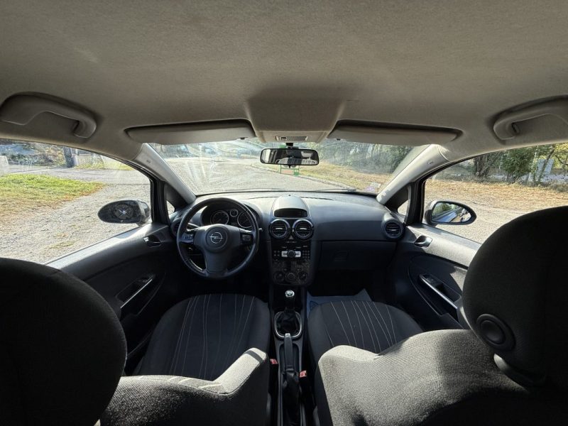 OPEL CORSA 2010