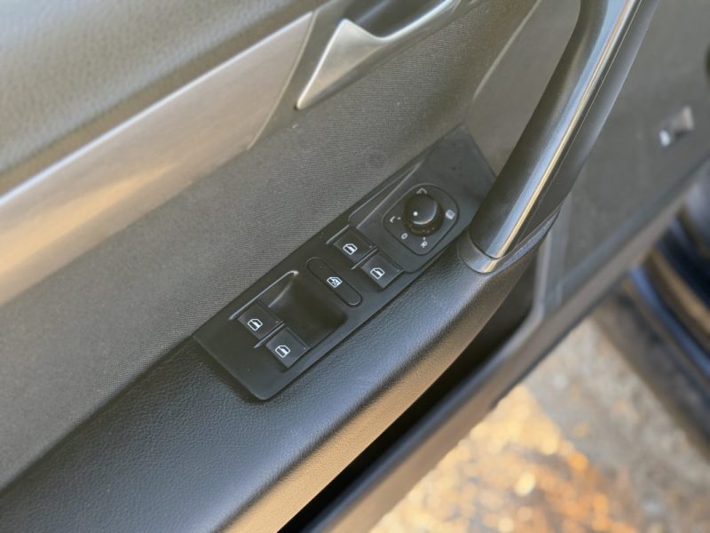 VOLKSWAGEN PASSAT SW 2.0 TDI 140CH CR BLUEMOTION TECHNOLOGY CONFORTLINE BUSINESS