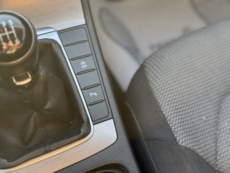 VOLKSWAGEN PASSAT SW 2.0 TDI 140CH CR BLUEMOTION TECHNOLOGY CONFORTLINE BUSINESS