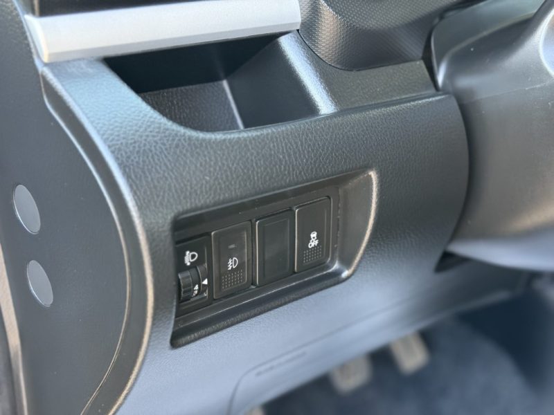 SUZUKI SWIFT 1.2 VVT 95CH SERIE SPECIALE IN THE CITY / Bluetooth / USB / Révisée & Garantie 6 mois. 