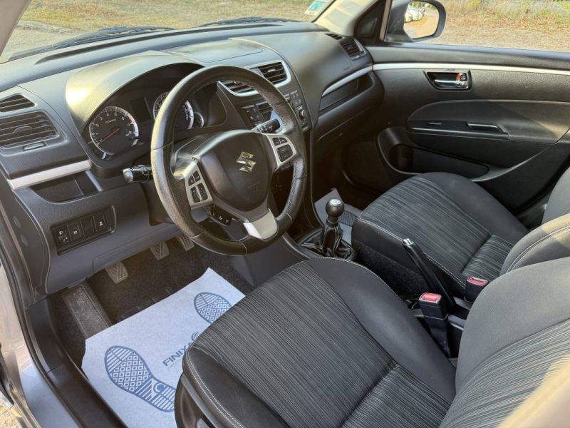 SUZUKI SWIFT 1.2 VVT 95CH SERIE SPECIALE IN THE CITY / Bluetooth / USB / Révisée & Garantie 6 mois. 