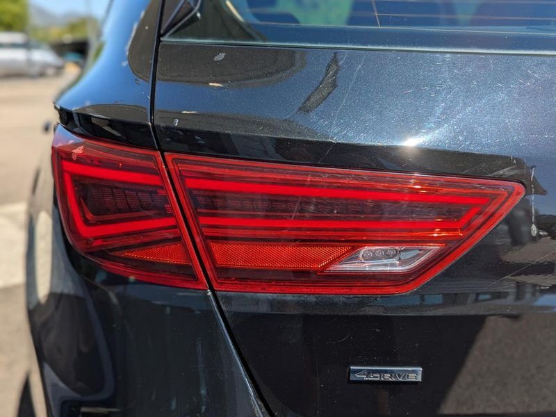 Seat Leon ST 2.0 16V TSI - 300 BV DSG 6 4Drive