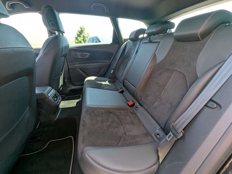 Seat Leon ST 2.0 16V TSI - 300 BV DSG 6 4Drive