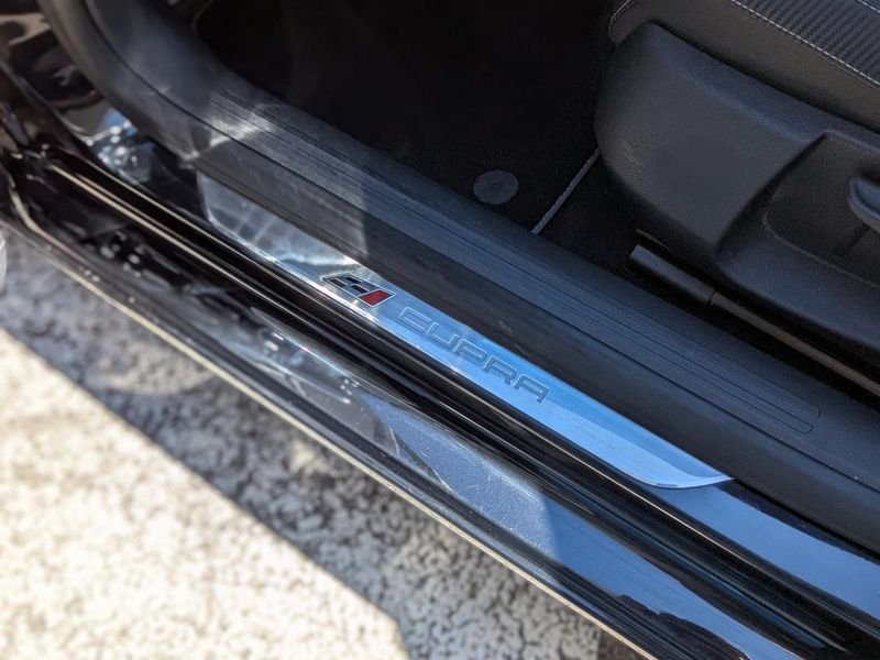 Seat Leon ST 2.0 16V TSI - 300 BV DSG 6 4Drive